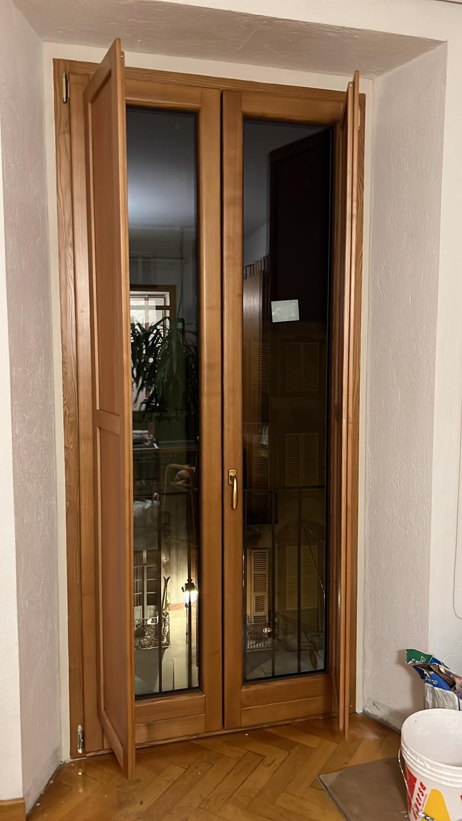 Portafinestra in legno